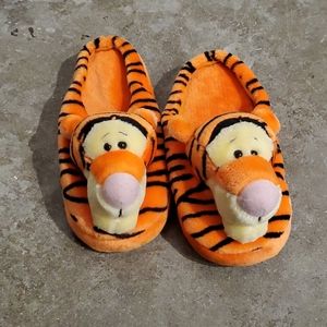 tigger slippers